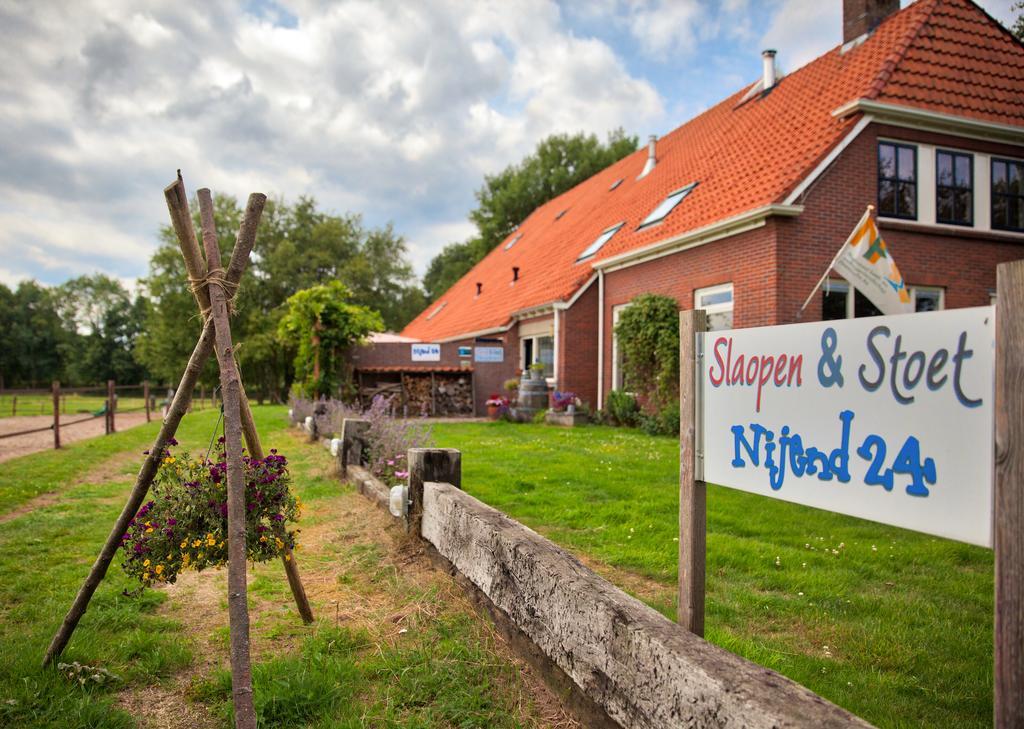 Slaopen En Stoet Bed & Breakfast Anderen Exterior photo